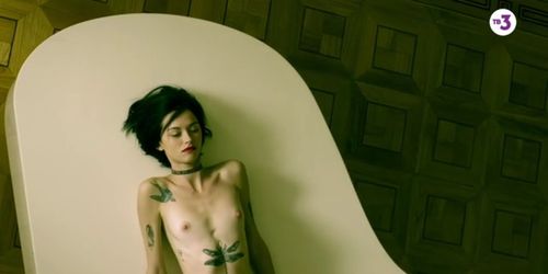 Tinatin Dalakishvili nude - Kvartet s01e01 - 2017