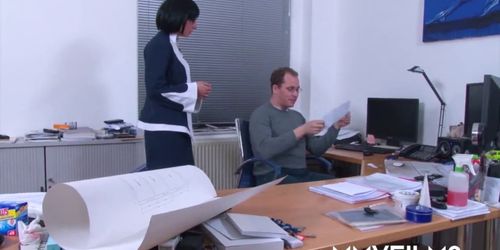 german secretary gets her ass drilled rough