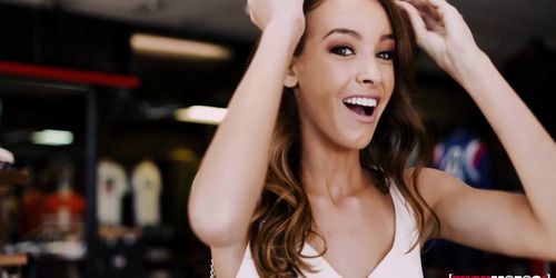 Horny Girlfriend Swallows Dick (Charity Crawford)