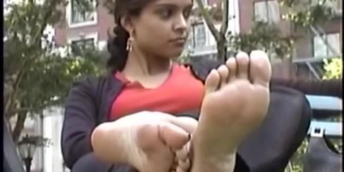 Teen Indian Feet - Candid indian feet - Tnaflix.com