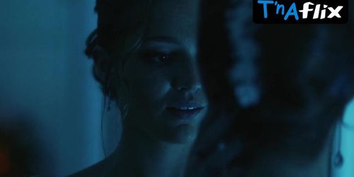 Lili Simmons Lesbian Scene  in The Purge