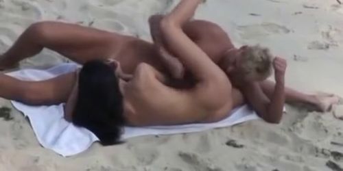 hidden cams russiun beach couple fuck