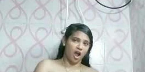 desi girl bathing full nude