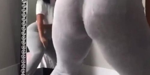 Ass twerking