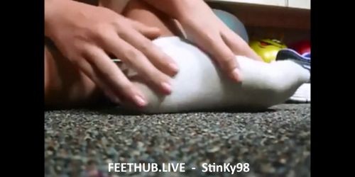 Teen Show Take Off - Stinky Teen Feet