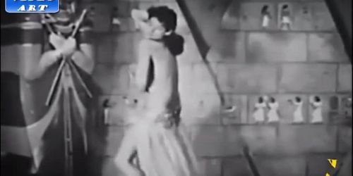 BOUBOUKA In Mummy Dance 1950s Stag Film  (Isis Taylor)