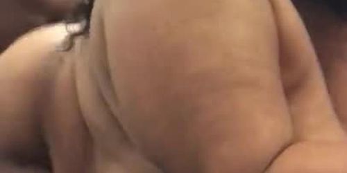 BBW GETS BENT OVER THE TABLE AND FUVKED IN FRONT OF THE MIRROR 