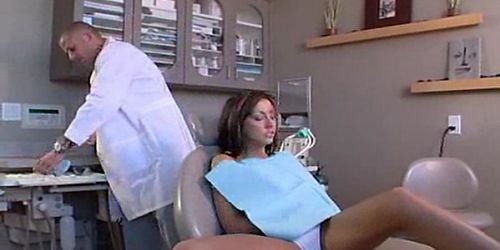 Young Tiffany Seduces The Dentist & Fucks On His Chair! HOT! - Tnaflix.com