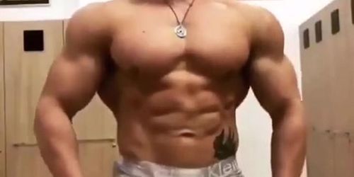 Hot ukrainian bodybuilder posing