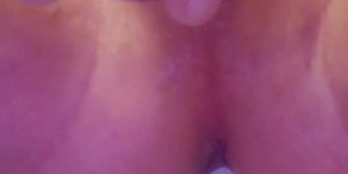 Slave shows off elastrator band