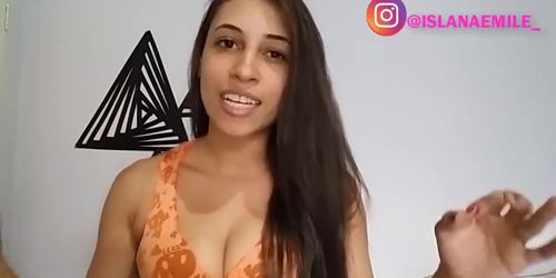 Gostosa Quer Sair De Shortinho Mas o Namorado Não Quer Deixa