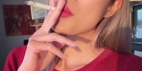 Sexy Smoking Girls