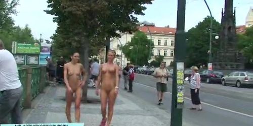 Leonelle and Laura naked on public streets