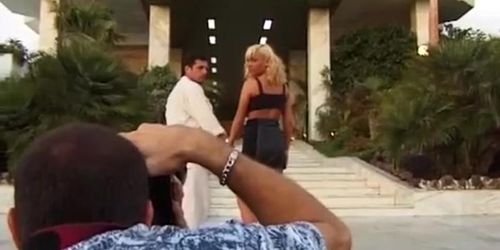 BTS - Gabriela Bond + 1
