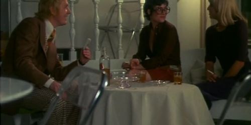 Movie Scene: Come to my bedsider 1975 (2)