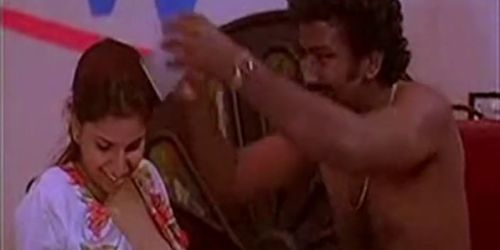 Mallu Aunty Oil Massage