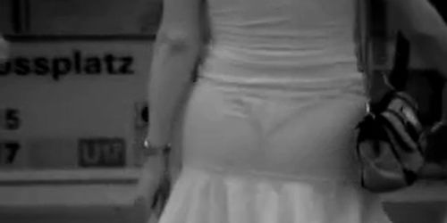 See Through Clothes (x-ray) nakedpizzadelivery .com