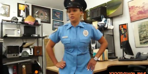 Busty police officer railed by pawn man at the pawnshop