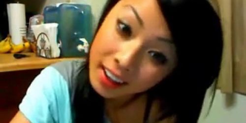 RANDOM ASIAN CHINESE SLUT QUICK FLASH CUTE SLUT