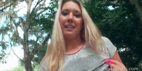 Hot ass giving blowjob and getting teased in POV