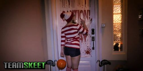 ExxxtrSmall - Cute Costumed Teen Gets Scared And Orgasms