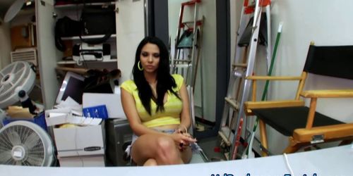 Latina railed at casting - video 1