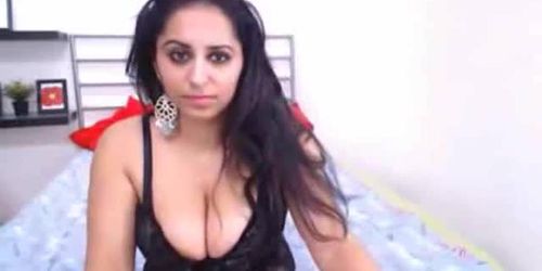 Desi aunty show