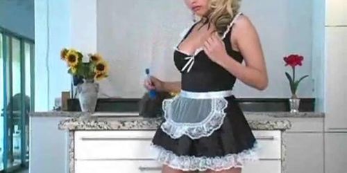 Sandy Summers Naughty Maid Teasing (Vega Vixen)