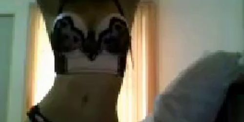 Thai Cutie Teases Her Tits