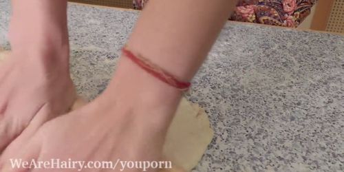 Nata enjoys masturbating after her baking - video 1