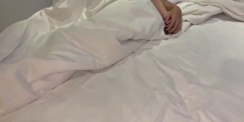 Step mother sleeping in hotel - Tnaflix.com