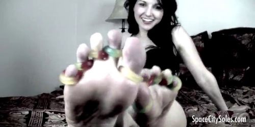 Sweet Gummy Toes