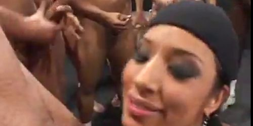 SUPER WHORE JASMINE GETS GANGBANGED