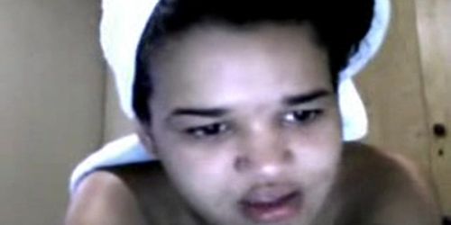 Jolie fille et vieil homme en webcam 2