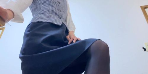 OL ????????? japanese office worker footjob