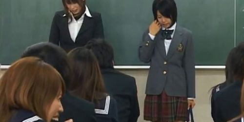 More hot Asian chicks at the half part3