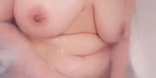 Nabila Whore from Morocco Masturbation Bath