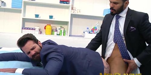 MEN PLAYING - Businessman Jean Franko sucked off before hardcore pounding