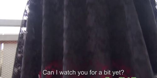 ユーロgirlnextdoorが現金で点滅