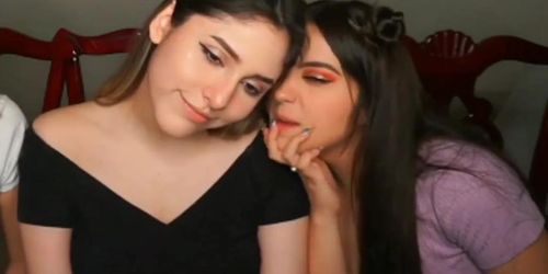trio de Lesbianas con arigameplys - Tnaflix.com