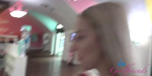 ATK Girlfriends - Lily flashes you at the Selfie Museum!