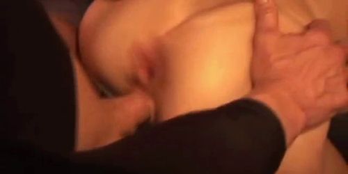 A good amateur jerking off from a hot bitch