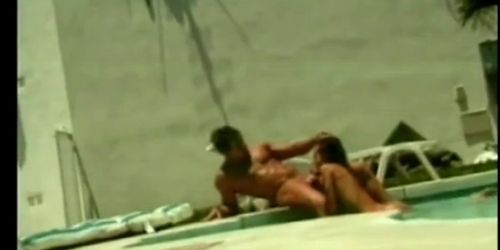 ^^^New.      Real Hot Dad Daughter Screw --- Mexico Swimming Pool