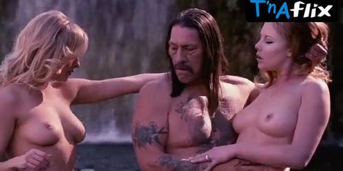 Alicia Rachel Marek Breasts Scene  in Planet Terror