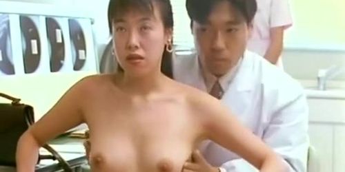 Yuriko Hirooka Breasts Scene  in We Aren'T Afraid Of A Hospital