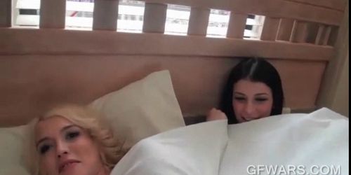 teen girls pillow fight and naked selfie