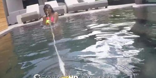 FantasyHD - BlowJob in the pool by Michelle Martinez (Michelle Rodriguez)