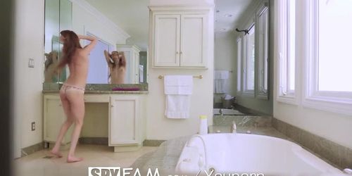 Spyfam Stepsis Gives Stepbro Bathtub Bj (Rebel Lynn)