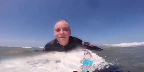 Teen les licked at beach