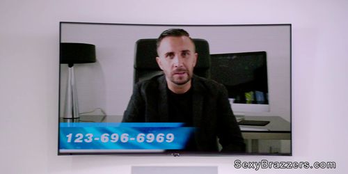 Horny housewife fucks self help guru (Alex Harper)